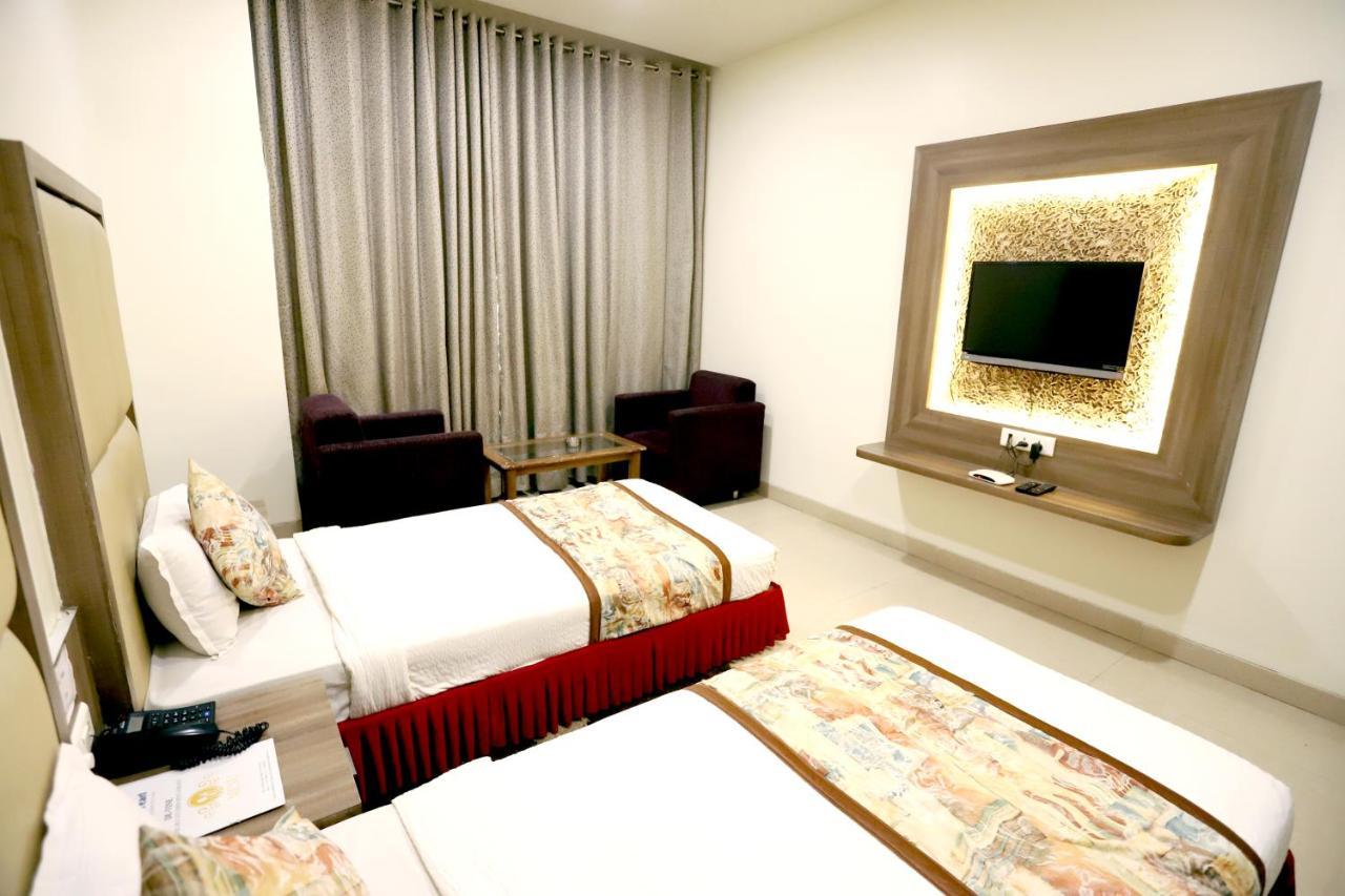 Hotel Blue Pearl Μποπάλ Εξωτερικό φωτογραφία