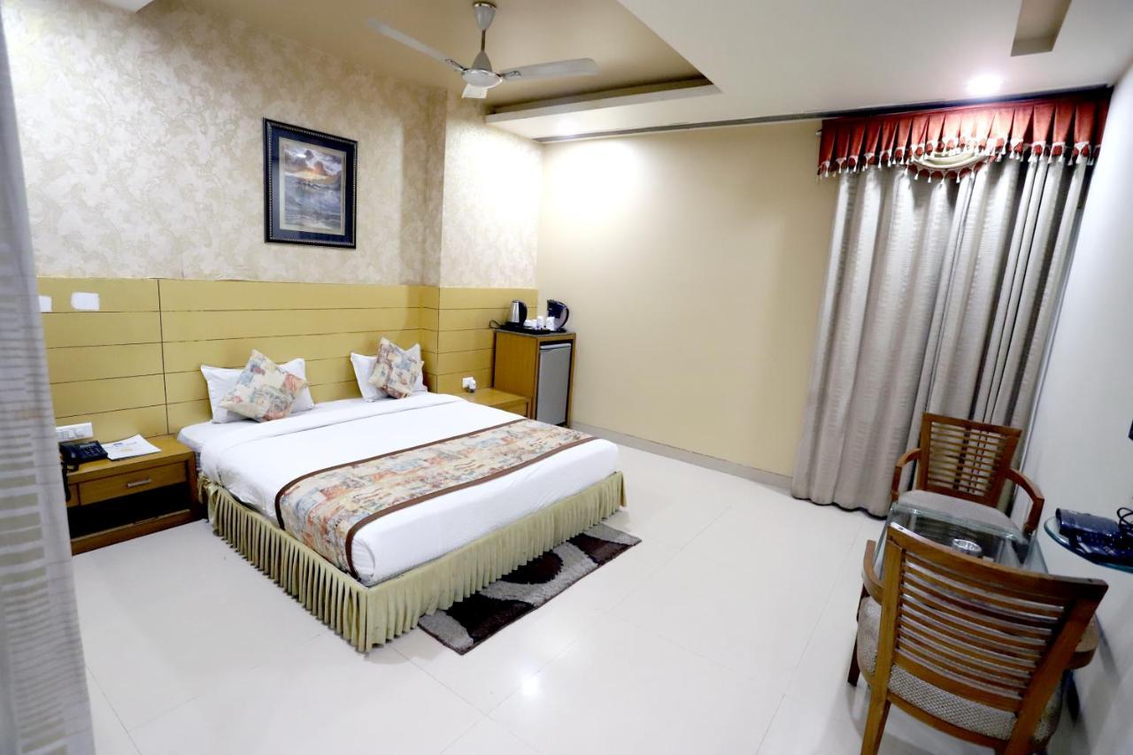 Hotel Blue Pearl Μποπάλ Εξωτερικό φωτογραφία