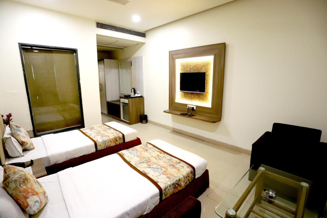 Hotel Blue Pearl Μποπάλ Εξωτερικό φωτογραφία